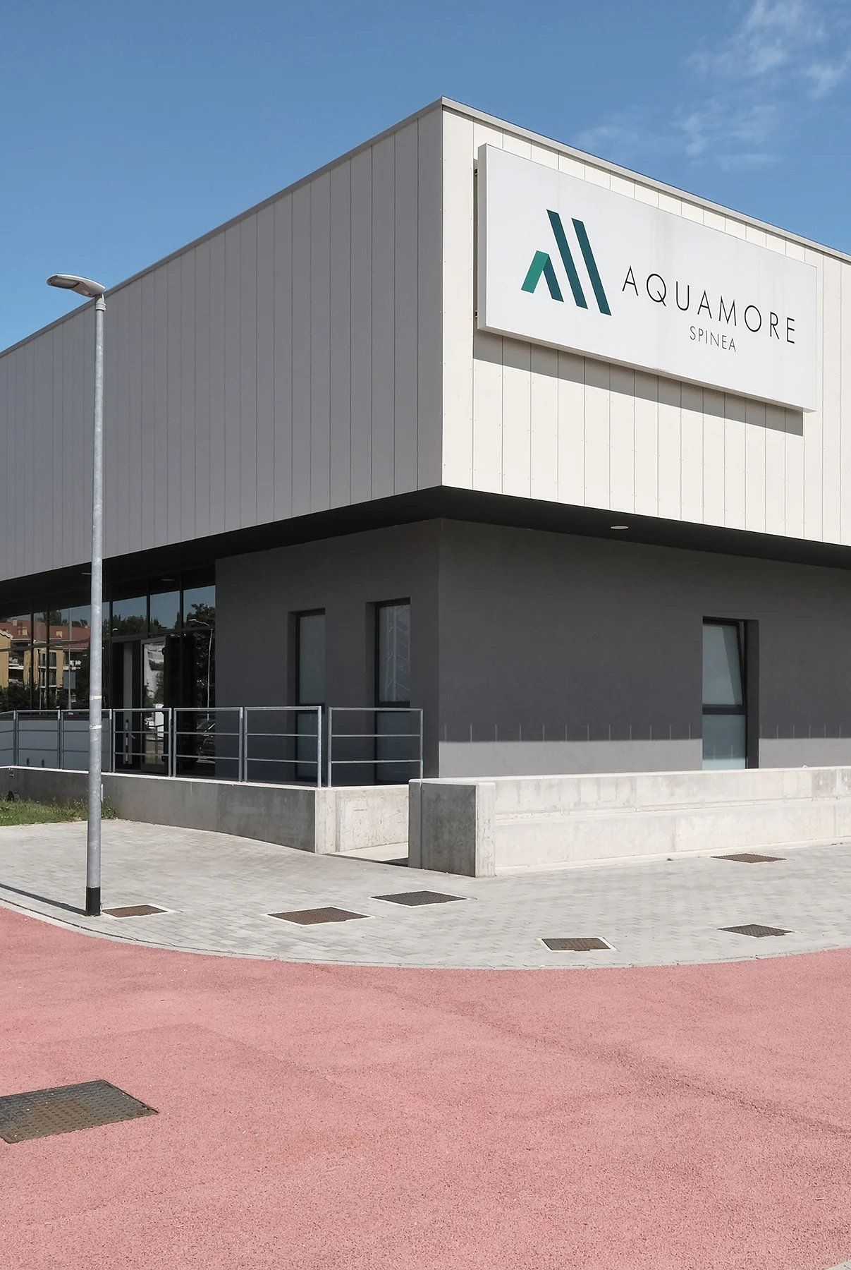 Aquamore Spinea