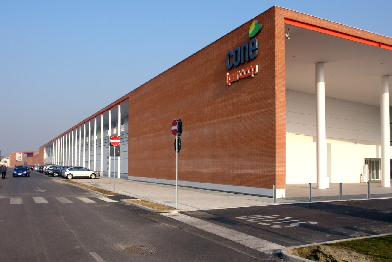 Conè